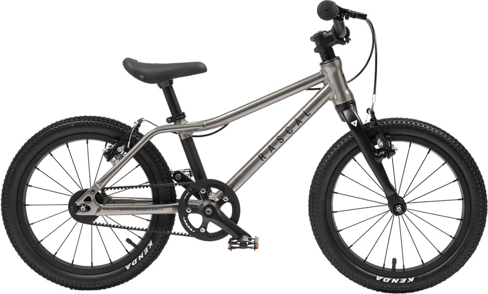Rascal 16 Zoll Titan – Seitenansicht